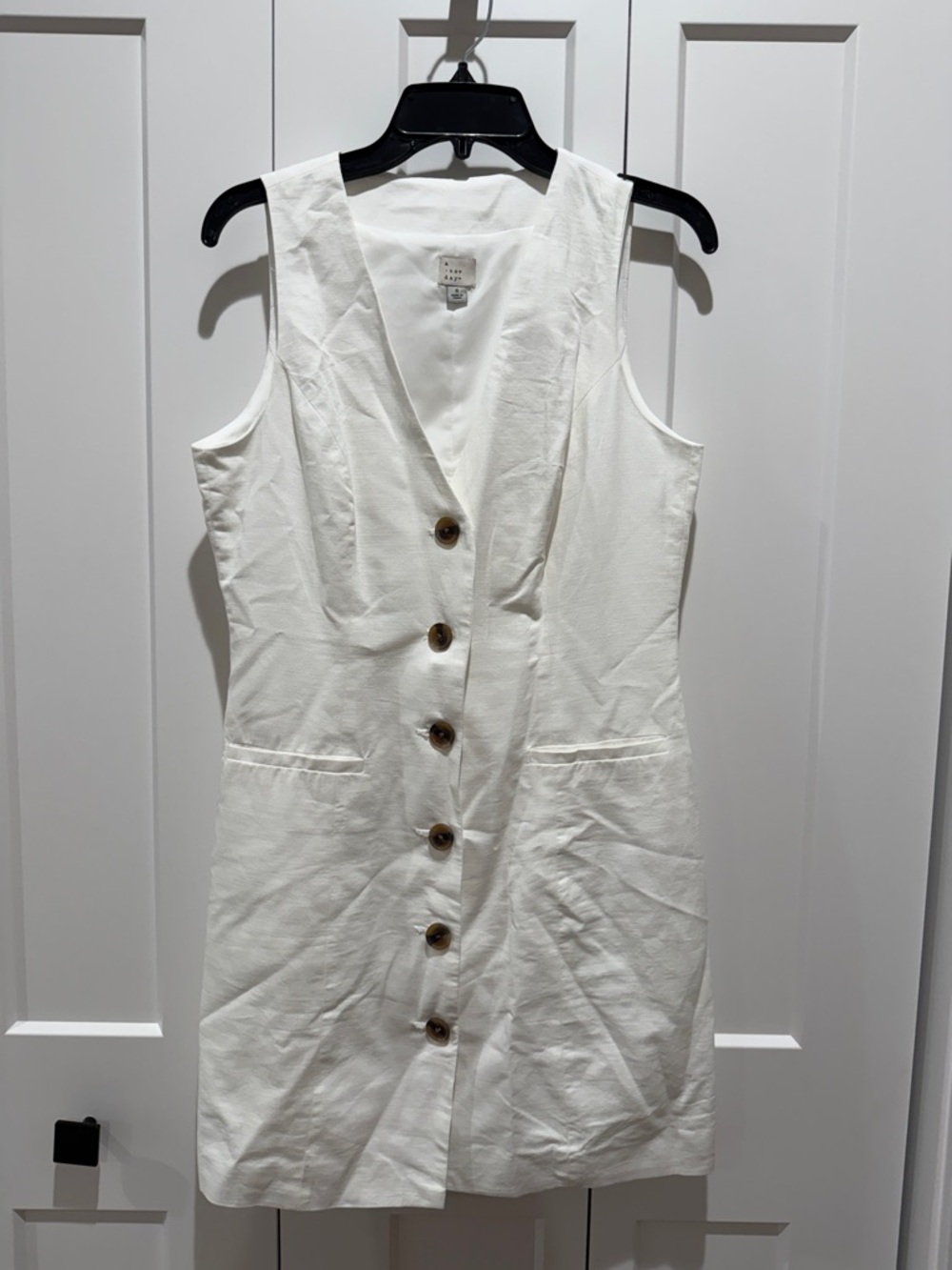 a new day White Button-Front Sleeveless Shift Dress